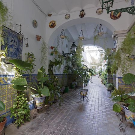 Castilla Triana Courtyard By Valcambre Séville Extérieur photo